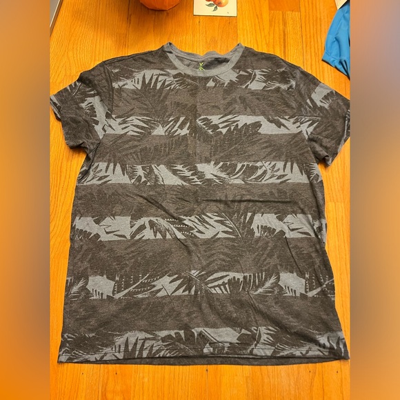 Vintage Fit Tropical Print Stripe Tee - Picture 4 of 6